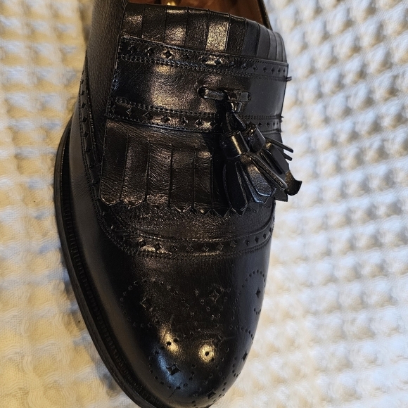 Mezlan Vintage Black Leather Tassel Jordan Wingtip Loafers Size 9.5